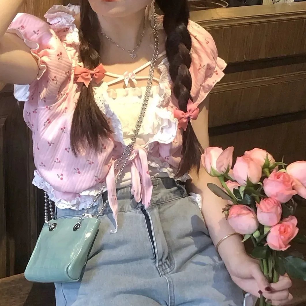 异形三角恋